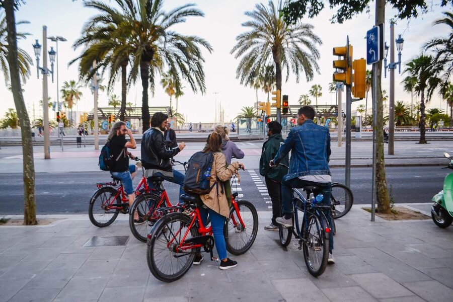 Barcelona Bike Tour by Night with Cava - A Sant Antoni tapas stop