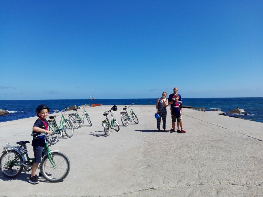 Barcelona: Bike Tour for Families - The W hotel esplanade and the ride back