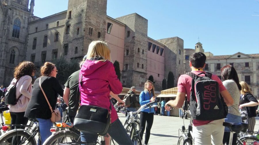Barcelona: Bike Tour & Sagrada Familia Skip-the-Line Tickets - Key points to know before you book