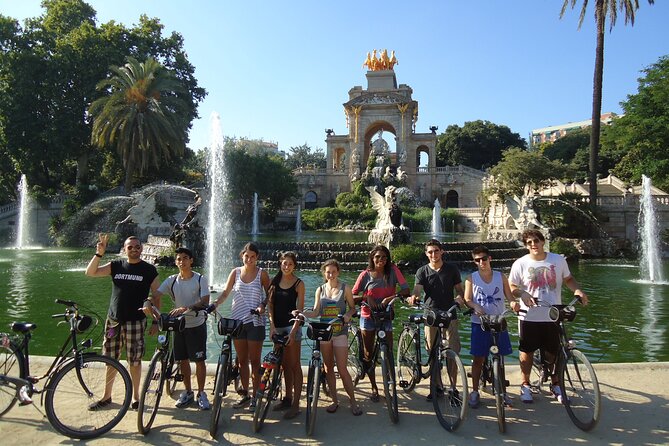 Barcelona City Highlights Bike Tour - What the guiding is like