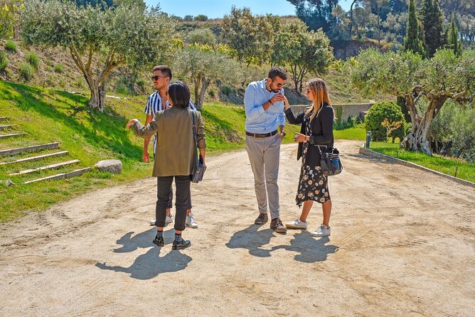 Barcelona eBike Beach Private Tour to Vineyards & Picnic - Along the coast toward Alella