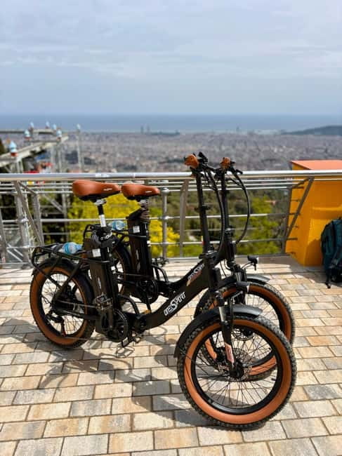 Barcelona: Explore the City with Eco-Friendly E-Bike Rentals - What is included and what is not