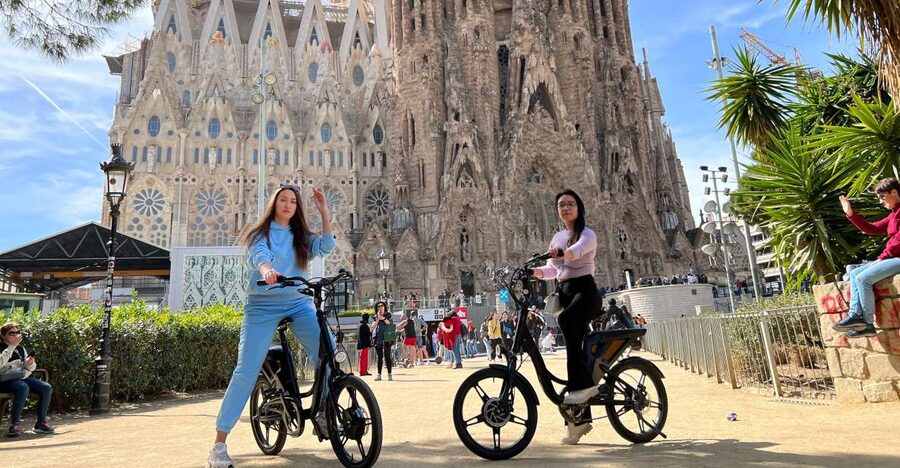 Barcelona: Gaudi Guided E-Bike Tour - Key points at a glance