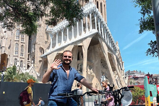 Barcelona Highlights Bike Tour - Starting in the Gothic Quarter at Plaça de la Mercè