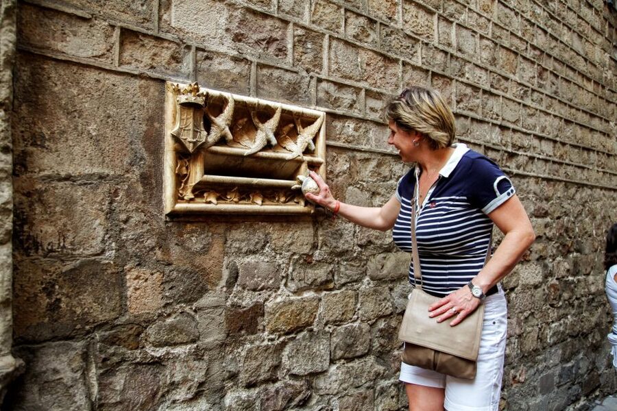Barcelona Historical 3-Hour Bike Tour - Timing, weather, and what to wear