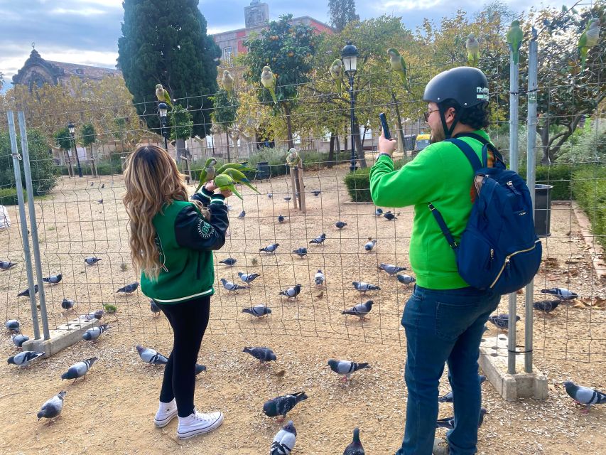 Barcelona: Sagrada Familia Electric Scooter or Bike Tour - What the $34 price really buys you