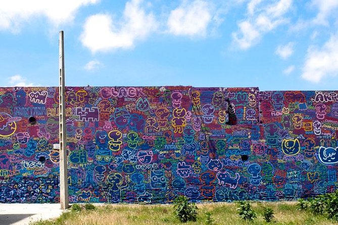Barcelona Street Art and Graffitti Bicycle Tour - Street art with context, not just photo stops