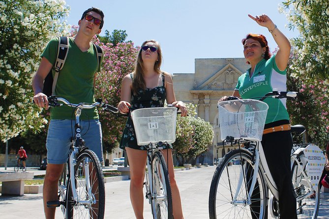 Bari Bike Tour - Piazza del Ferrarese and the move toward modern Bari