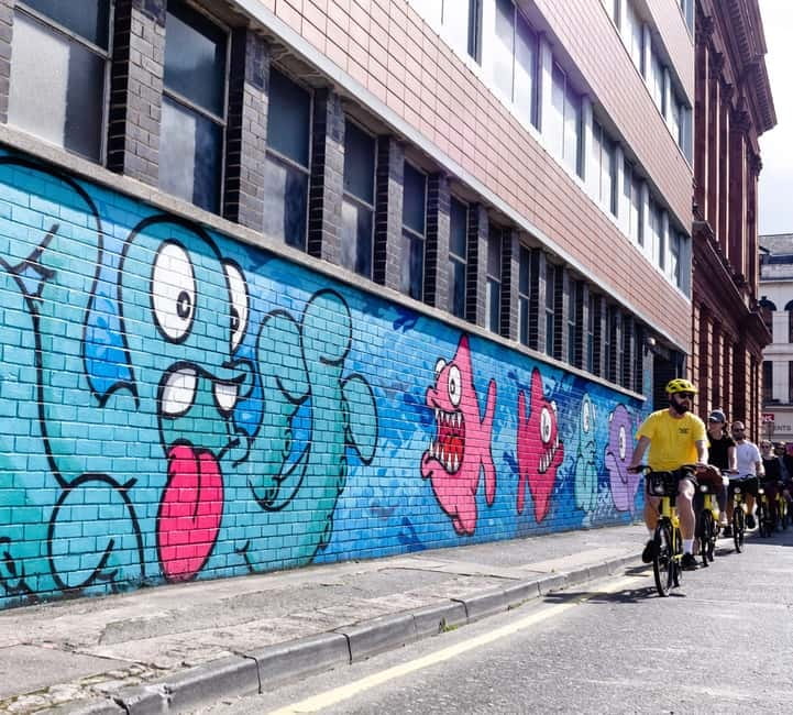 Belfast: City Highlights Bike Tour - St George’s Market brings the city down to street level