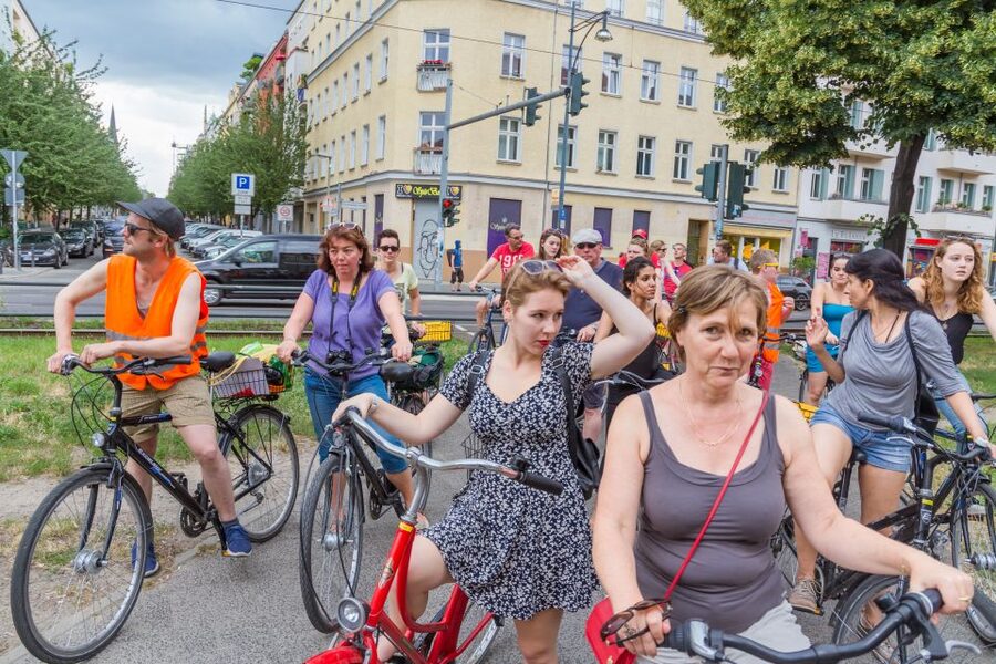Berlin: Alternative Bike Tour of Kreuzberg & Friedrichshain - What the guides add to the ride