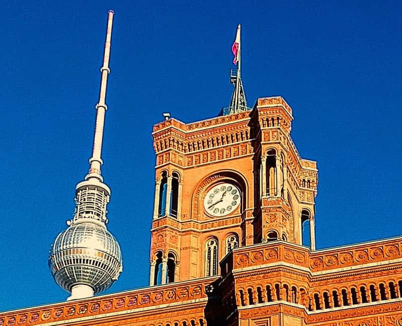 Berlin: From East to West & Wall Tour by Bike with a Guide - Key points to know before you book