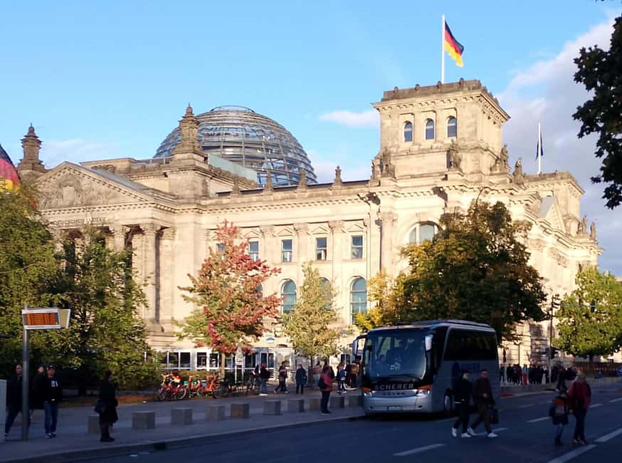 Berlin: From East to West & Wall Tour by Bike with a Guide - Alte Münze, Nikolaiviertel, and the old heart of Mitte