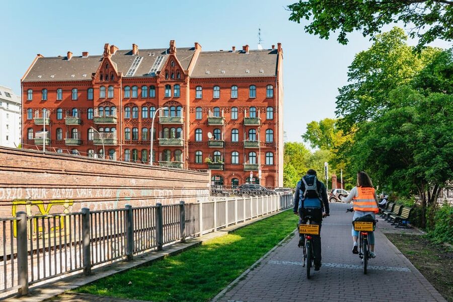 Berlin: Green City Guided Bike Tour - What the $41 price gives you
