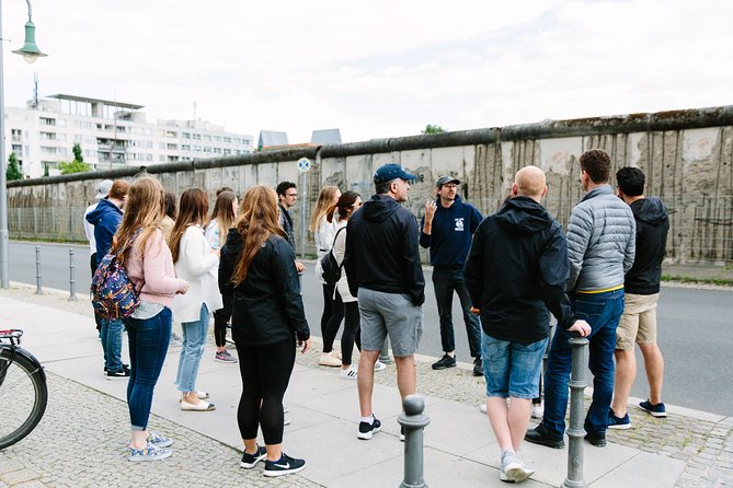 Berlin Highlights: 3-Hour Bike Tour - Brandenburg Gate and the changing face of Berlin