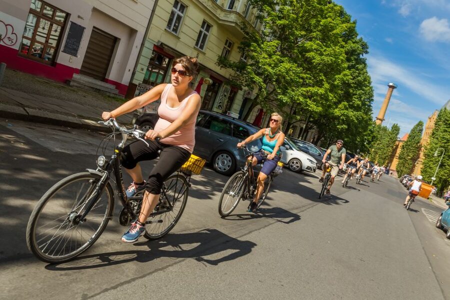 Berlin: Sights and Highlights Bike Tour with a Local Guide - Starting at Kulturbrauerei in Prenzlauer Berg