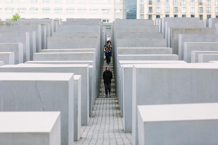 Best of Berlin E-Bike Tour - How much history fits into three hours