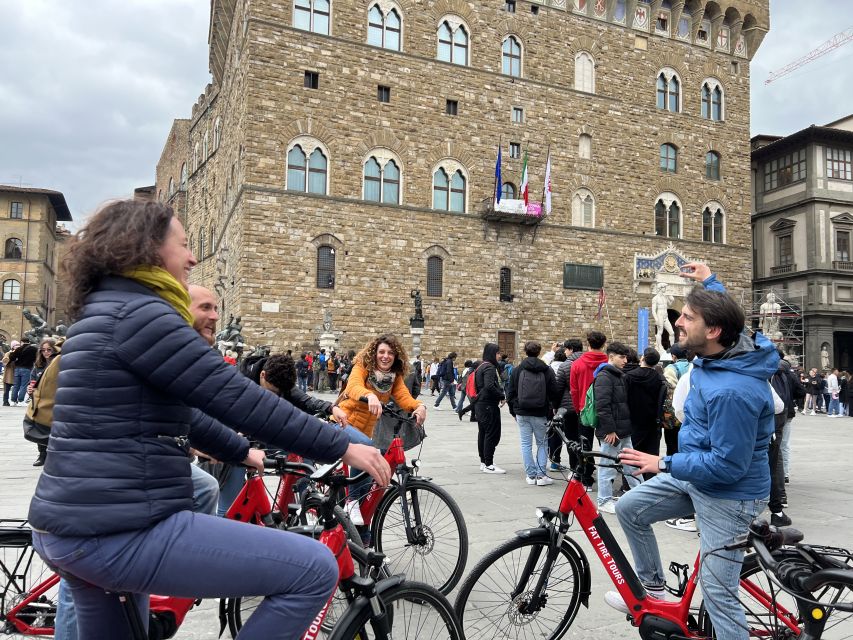 Best of Florence Electric Bike Tour - Piazza Pitti and the famous bridges