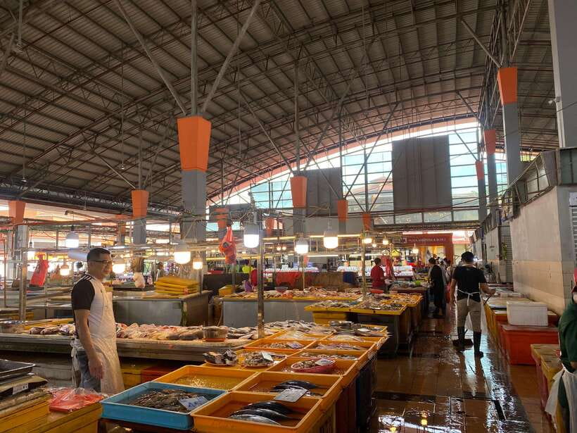 Best of Kuching: Heritage & Kampong Bike Tour - Getting Set Up at Paradesa Borneo