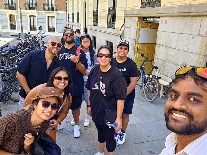Best of Madrid: 3-Hour Guided Bike Tour in Small Groups - Why a bicycle is a smart way to meet Madrid
