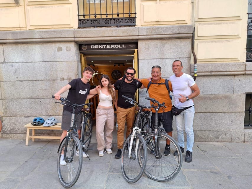 Best of Madrid: 3-Hour Guided Bike Tour in Small Groups - La Latina and Lavapiés add local character