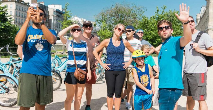 Best of Paris Bike Tour - Bikes, clothing, and physical demands