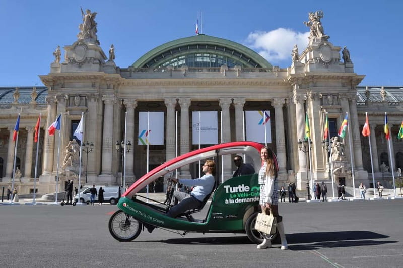 Best of Paris Private Rickshaw bike Tour with guide - What the guide and audio commentary add