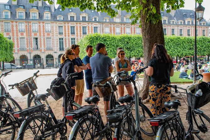 Best of Paris Small Group E-bike Guided tour (w/ optional Cruise) - How the guides shape the experience