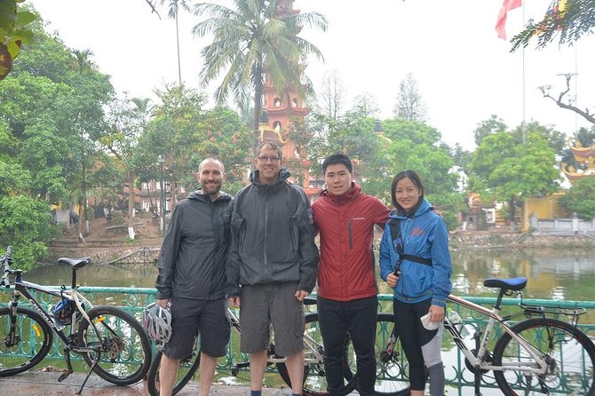 Bicycle Tours Hanoi: Half Day Hanoi City Bicycle Tours - Crossing Long Bien Bridge above the Red River
