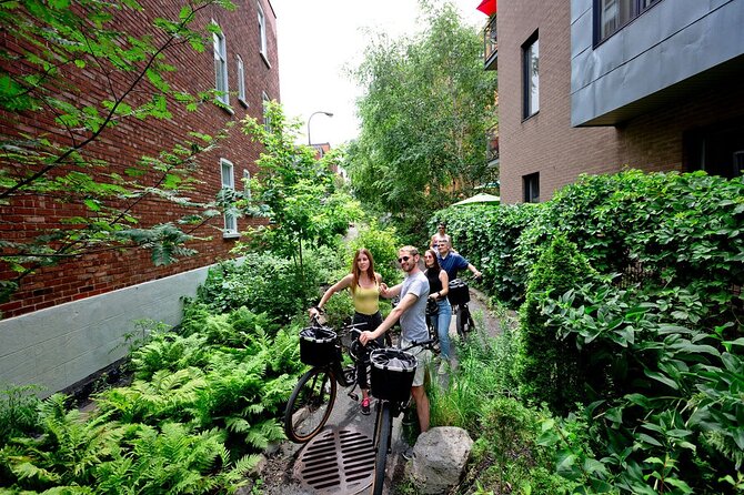 Bike / E-bike tour : Plateau, Mile-End, Jean-Talon Market by Fitz - Outremont: small parks and a different side of the city