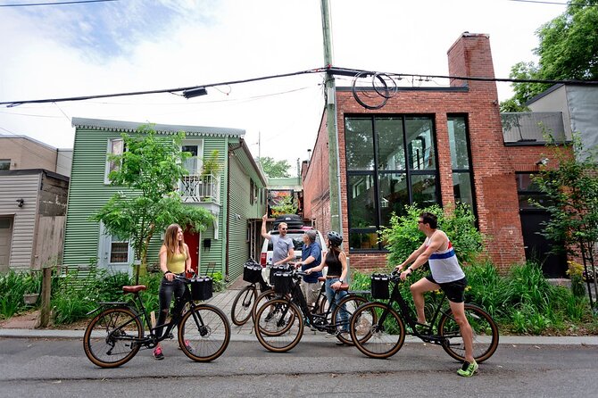 Bike / E-bike tour : Plateau, Mile-End, Jean-Talon Market by Fitz - Mile End and the St-Viateur bagel stop