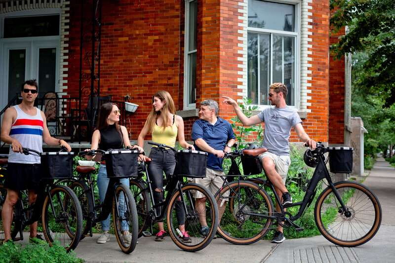 Bike/E-bike tour Plateau,MileEnd, Jean-Talon Market by Fitz - Starting at Maison des Cyclistes on Rachel Street