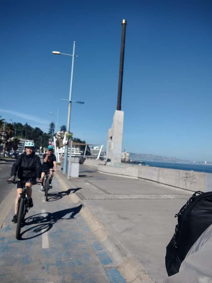 Bike ride along the coast of Viña del Mar or Valparaíso, you choose! - Starting beside the Viña del Mar Casino