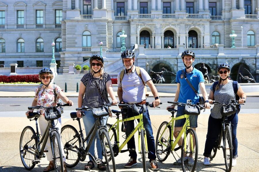 Bike Tour: Capitol Hill, Lincoln Memorial, National Mall - The Archives, White House, and Blair House