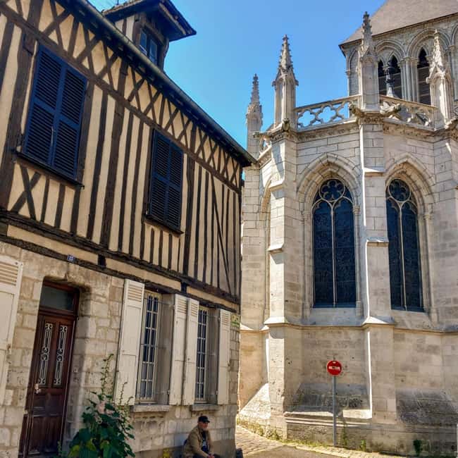 Bike tour from Vernon to Giverny with local guide - Starting at Vernon-Giverny station