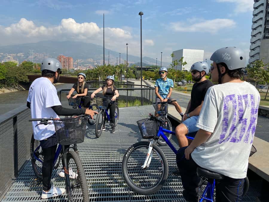 Bike Tour Medellin with Snacks and Local Beer - Pueblito Paisa and Medellín from above