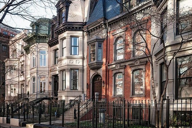 Bike Tour of Chicago's Lakefront Neighborhoods - What the guides add to the ride