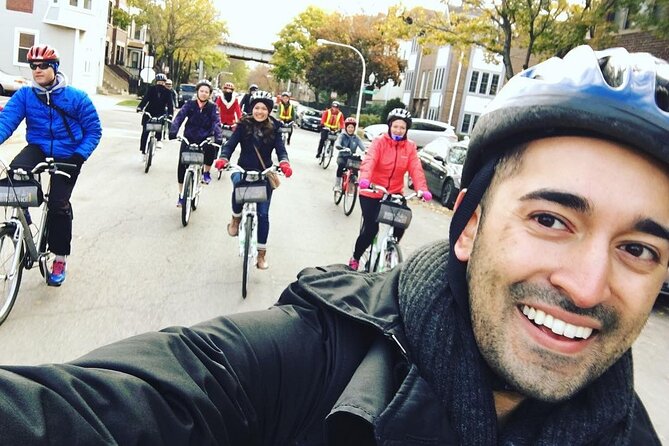 Bike Tour of Chicago's Lakefront Neighborhoods - Lincoln Park Zoo and the first taste of the North Side