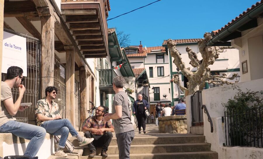 Bike with Pintxos & Drinks in Getxo. Bilbao´s scenic seaside - The secret spots and the road to the cliffs