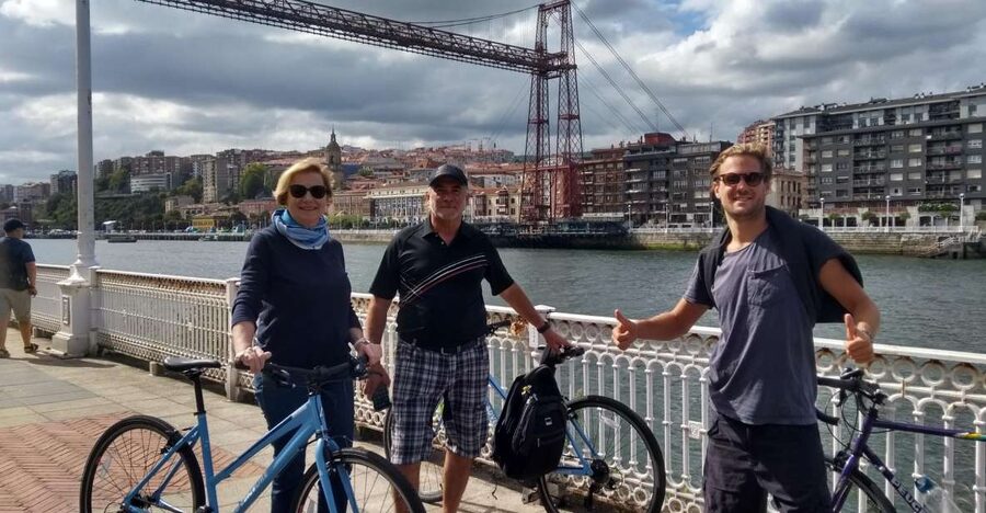 Bike with Pintxos & Drinks in Getxo. Bilbao´s scenic seaside - Arrigunaga Beach turns the tour into a half-day plan