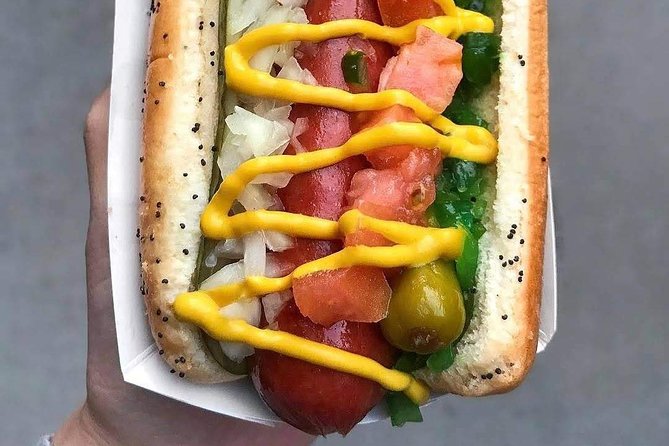 Bikes, Bites & Views: Chicago's Signature Dishes Bike Tour-Adults - The night route: downtown Chicago after dark