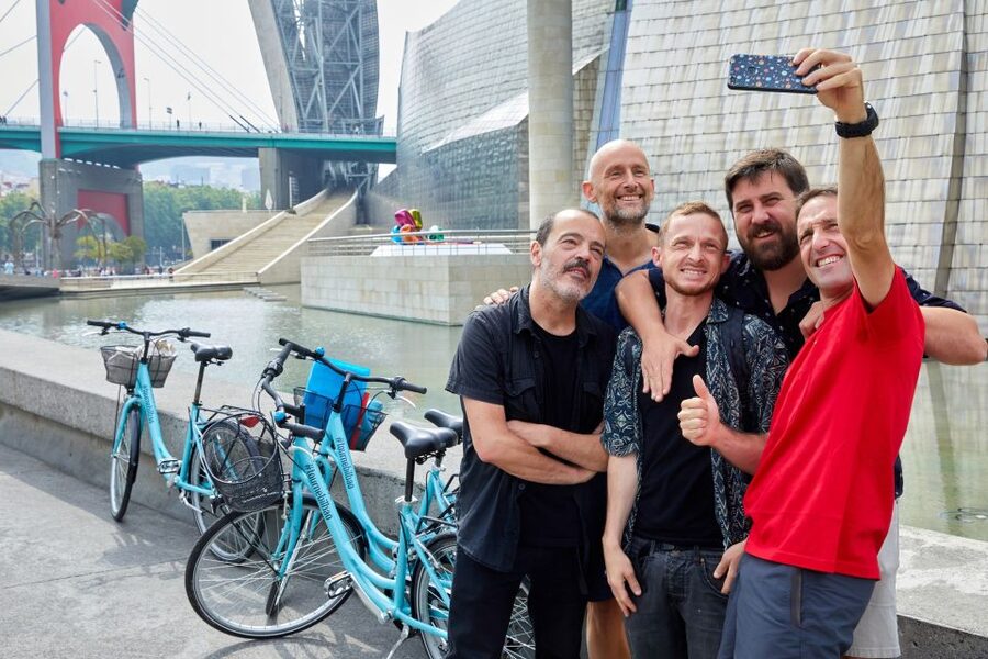 Bilbao: Guided Highlights Small Group or Private E-Bike Tour - How much time the three hours really gives you
