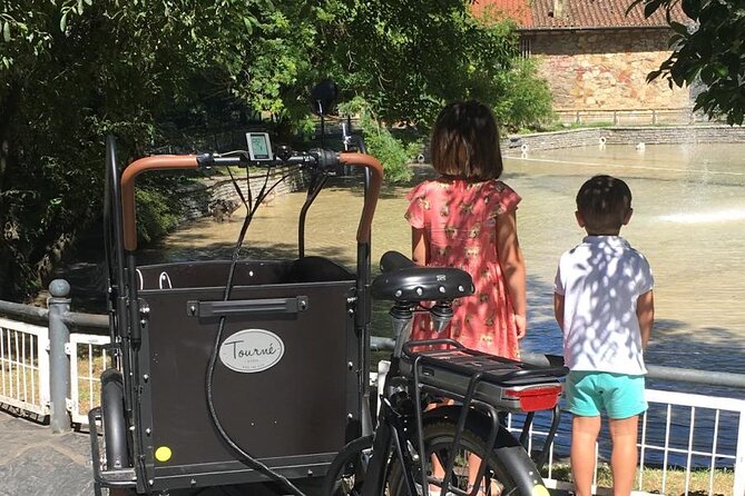 Bilbao Highlights 3-hour E-Bike tour: Small Group or Private Tour - Casilda Iturrizar Park and Bilbao’s quieter side