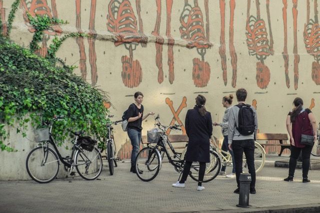 Bilbao: Street Art Small Group E-Bike Tour - Bótica Vieja and the city-centre galleries