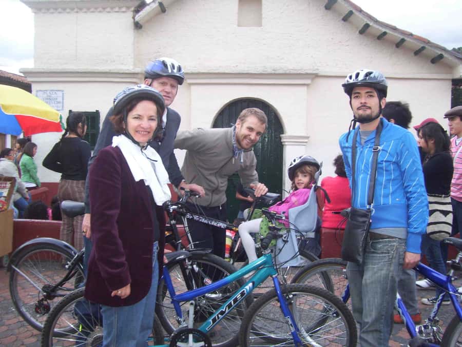 Bogota: Bicycle City Tour - Coffee, Street Art, and the Everyday City
