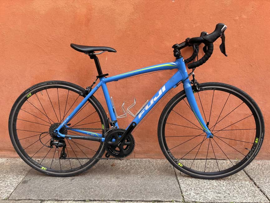 Bologna: Bike Rental - What is included, and what can cost extra