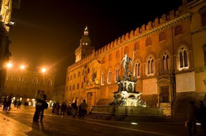 Bologna: Panoramic Bike Tour - A quick ride through Bologna’s many faces