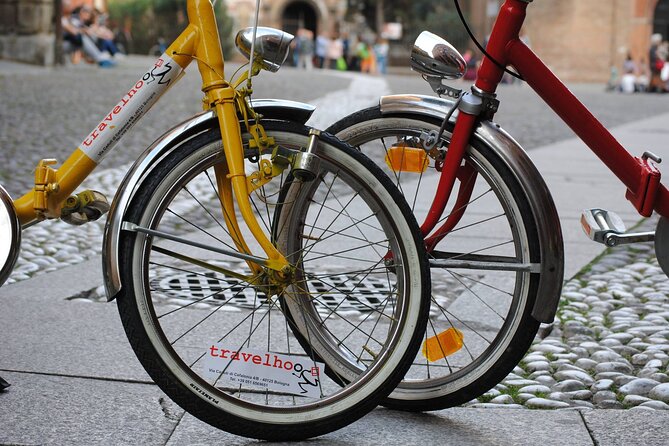 Bologna: Panoramic Bike Tour - Meeting near Palazzo Boncompagni