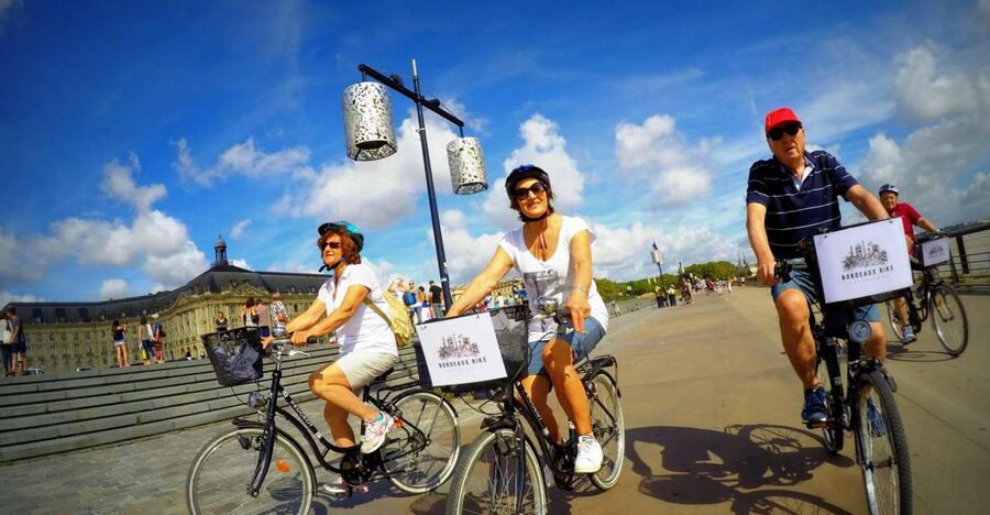 Bordeaux: Essentials 3-Hour Bike Ride - Why a bicycle is the right first look at Bordeaux