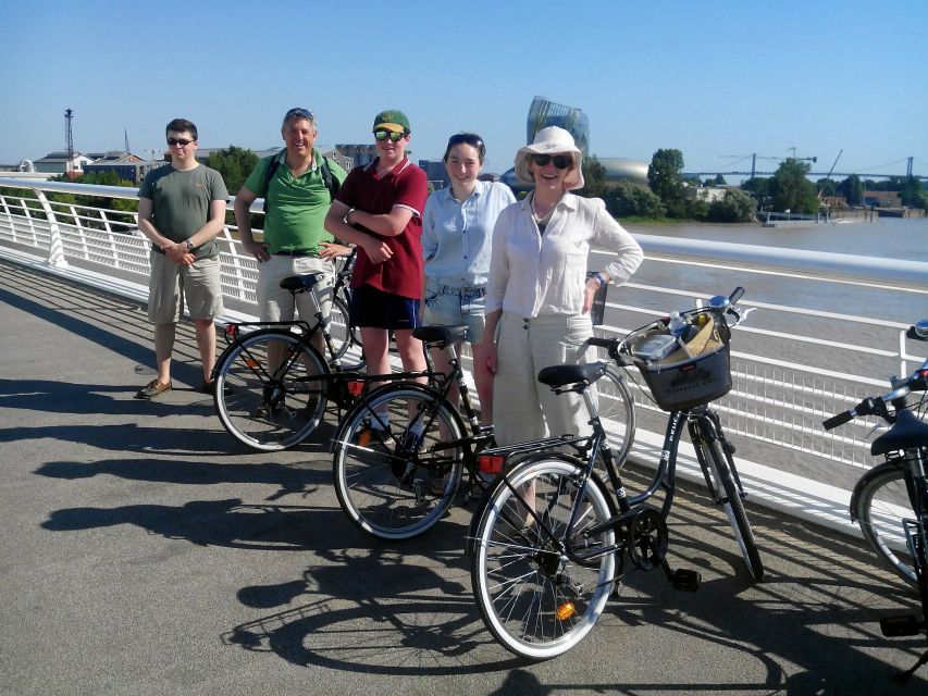 Bordeaux: Essentials 3-Hour Bike Ride - Cours Xavier Arnozan and Jardin Public