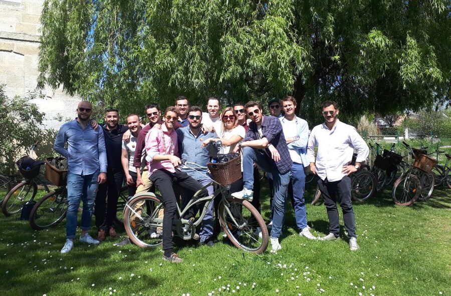 Bordeaux: Top Landmarks & Historic Bike Tour - Why a bicycle works so well in Bordeaux